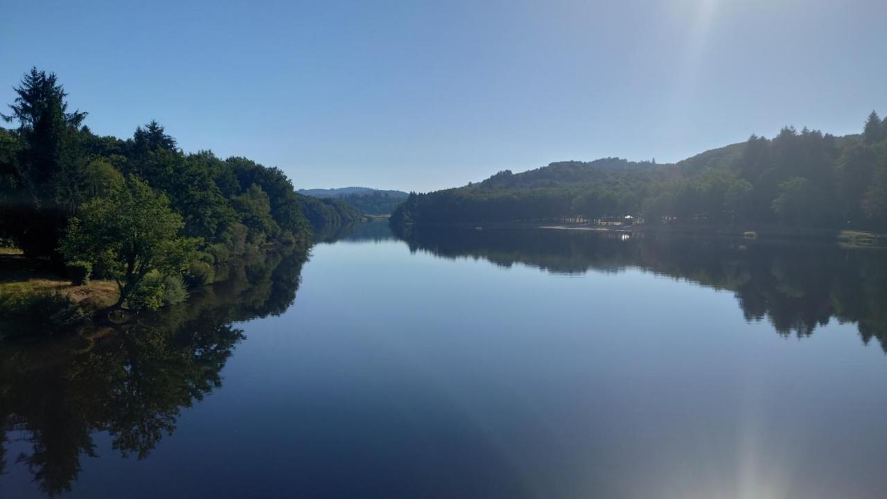 Chalet Met Mooi Uitzicht Bujaleuf Zewnętrze zdjęcie